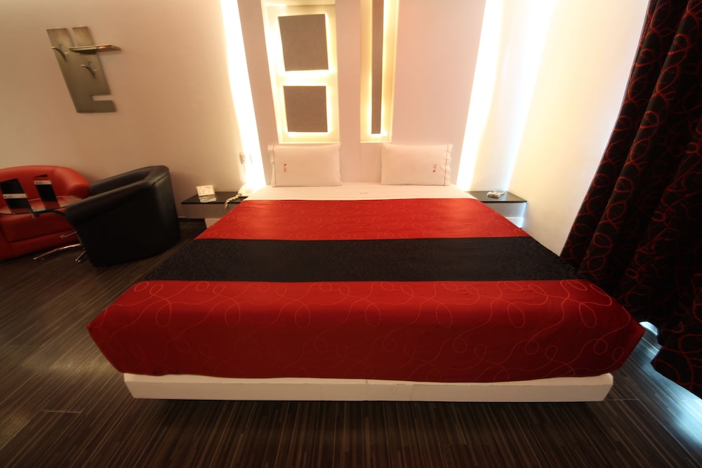 Standard Room photo 2