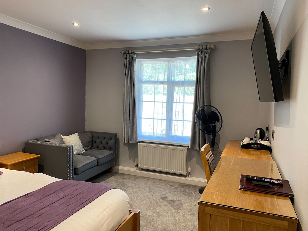 Honeymoon Suite, 1 King Bed photo 3