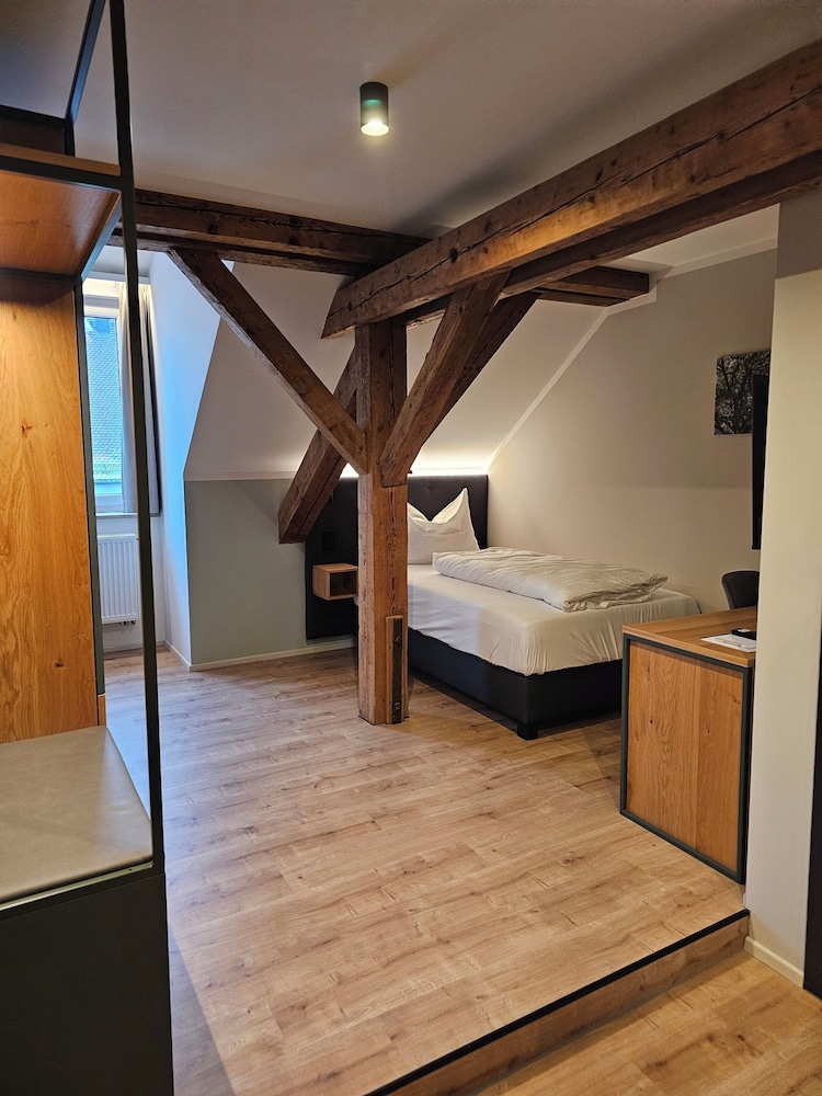 Comfort Single Room