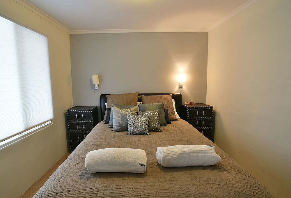 Superior Apartment, 3 Bedrooms, Mountain View, Mountainside photo 1