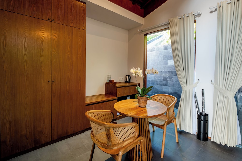 One Bedroom Private Pool Villa with Valley View - Photo 18