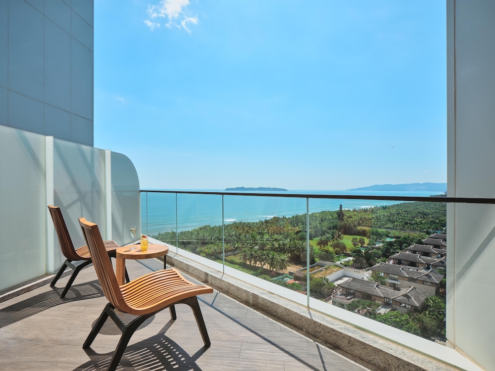 1 King1 bunk Standard Ocean View KidsTheme Balcony