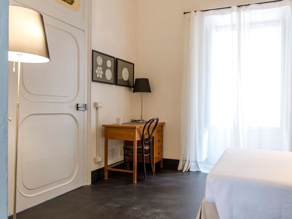 Suite, 2 Bedrooms (First floor) photo 2
