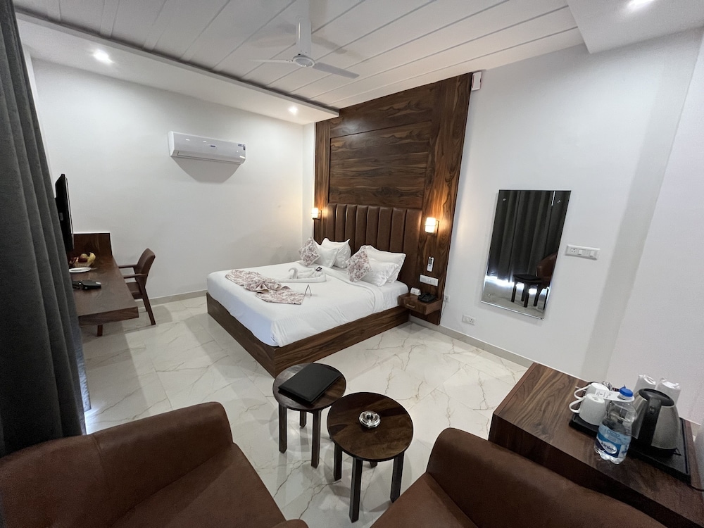 Standard Room - Photo 7