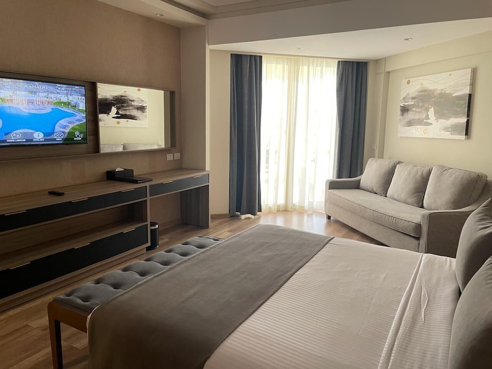 Junior Suite Sea View - Photo 3