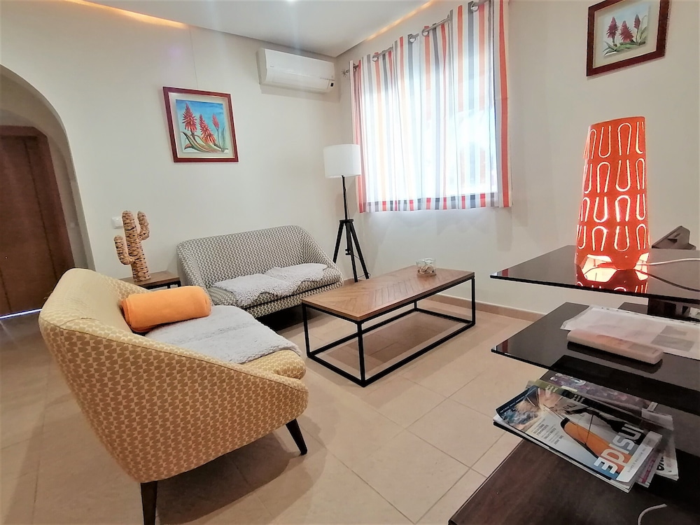 Apartamento, 2 Quartos, Térreo