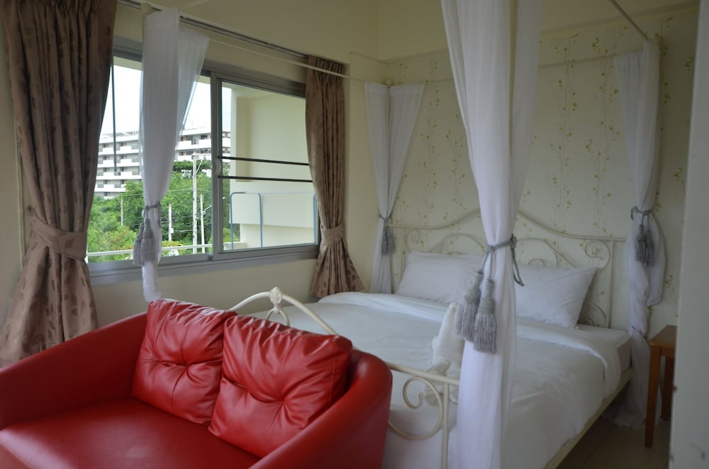 Deluxe Room, 1 Double Bed photo 3