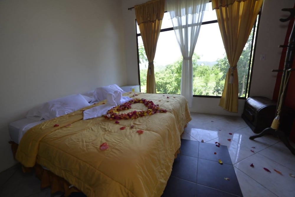 Comfort Quadruple Room (Air Conditioner) photo 1