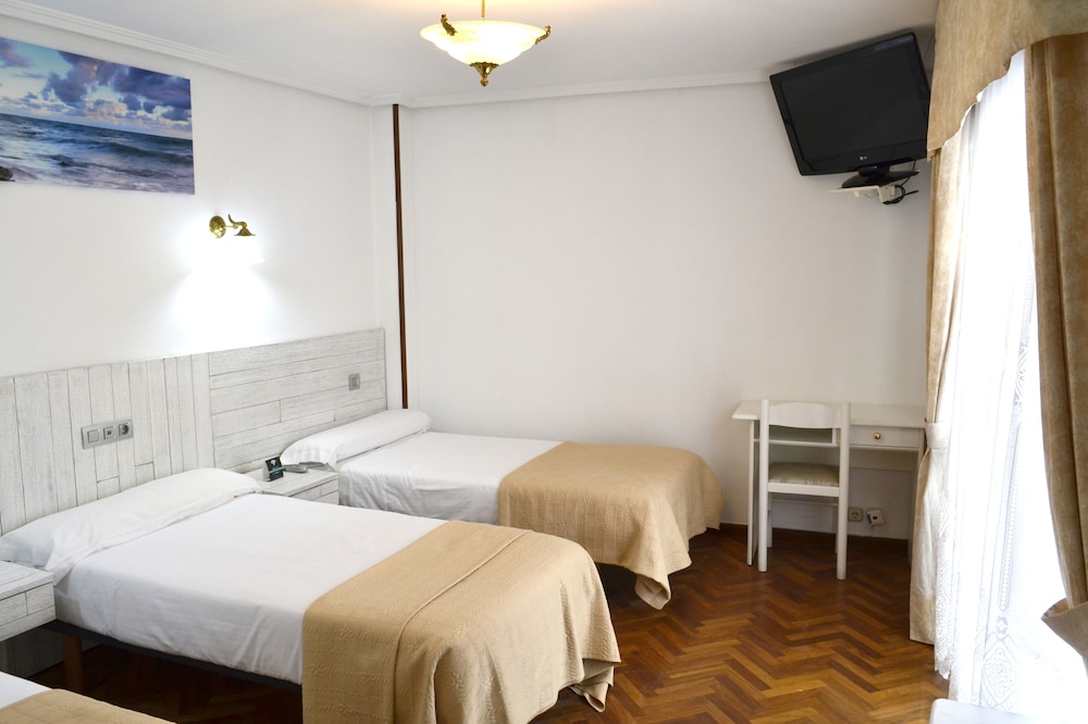 Triple Room - Photo 3