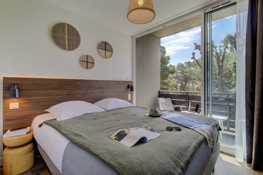 Premium Double Room Single Use, 1 Bedroom, Balcony