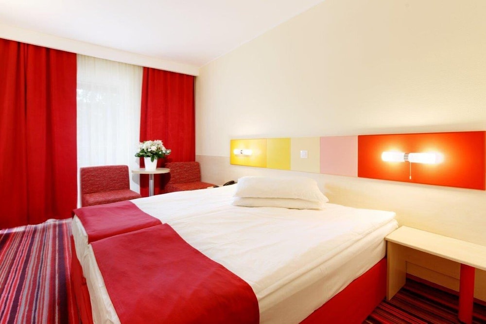 Standard Twin Bed Room, Without Sea-View, Air-Condition, Balcony, Nonsmoking
