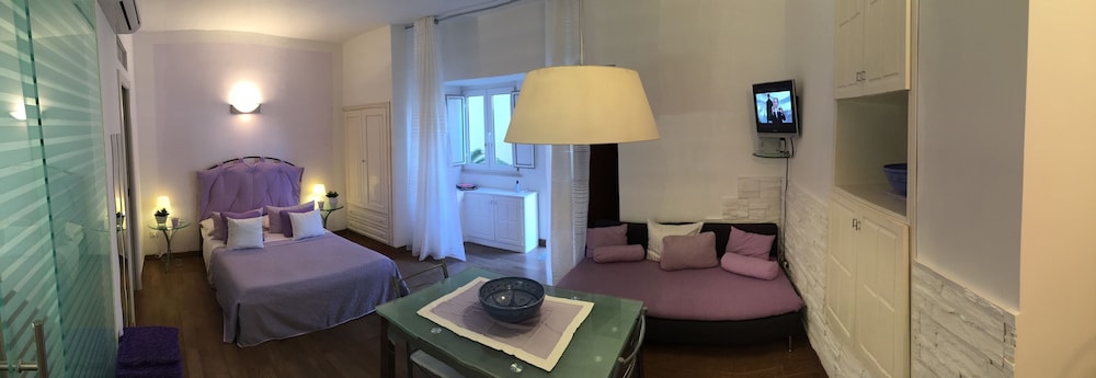 Superior Studio, 1 Bedroom, Accessible, Kitchen photo 1