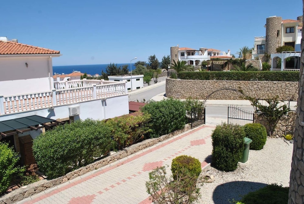 Villa, Non Smoking photo 3