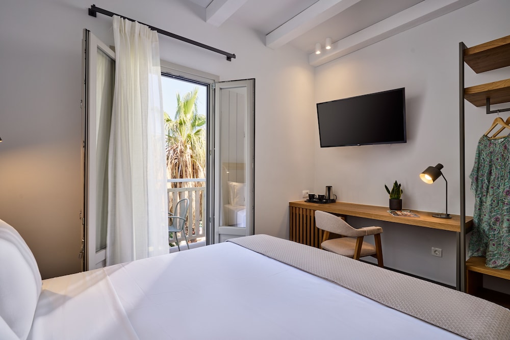 Standard Room - Photo 1