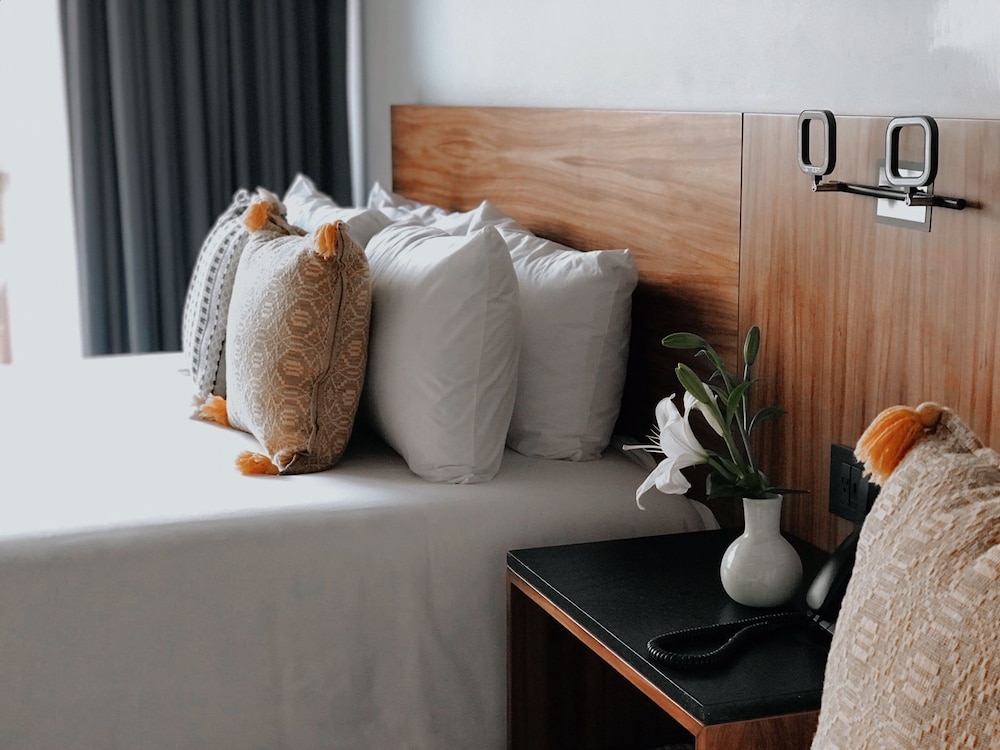 Comfort Double Room, 2 Queen Beds - Photo 13