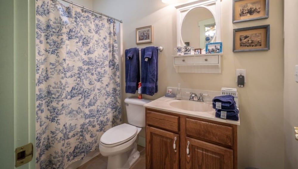 Standard Double Room, Ensuite (The Blue Room) photo 2