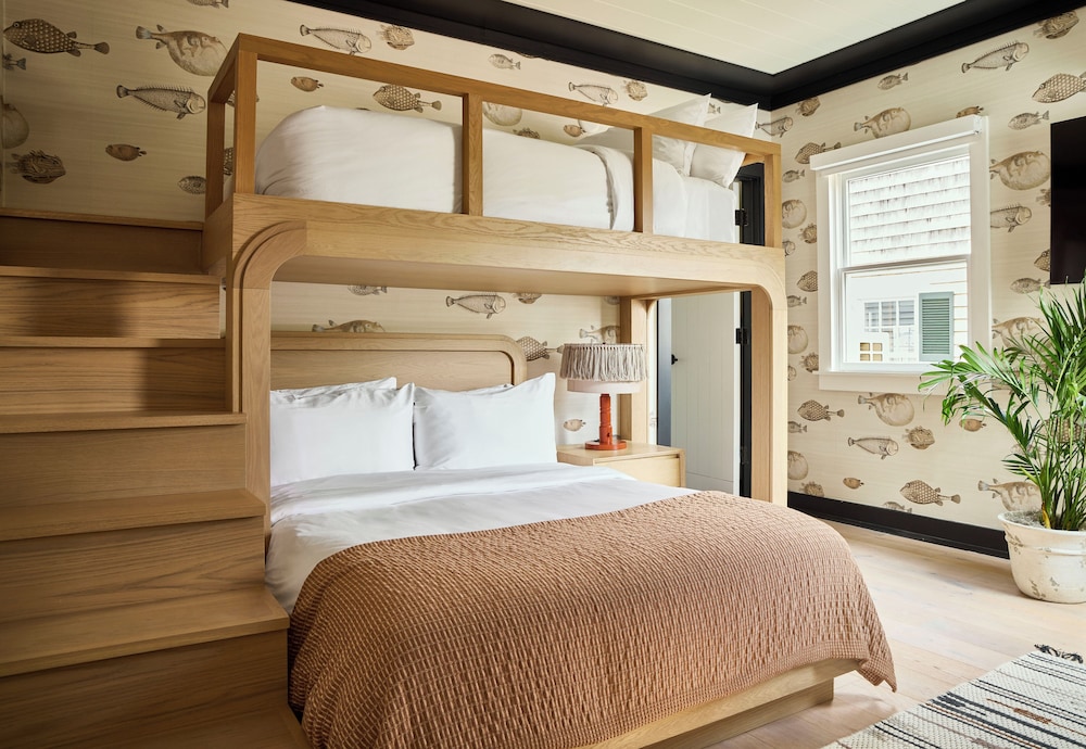 Suite, 2 Bedrooms, Kitchen (Wheel House) photo 3