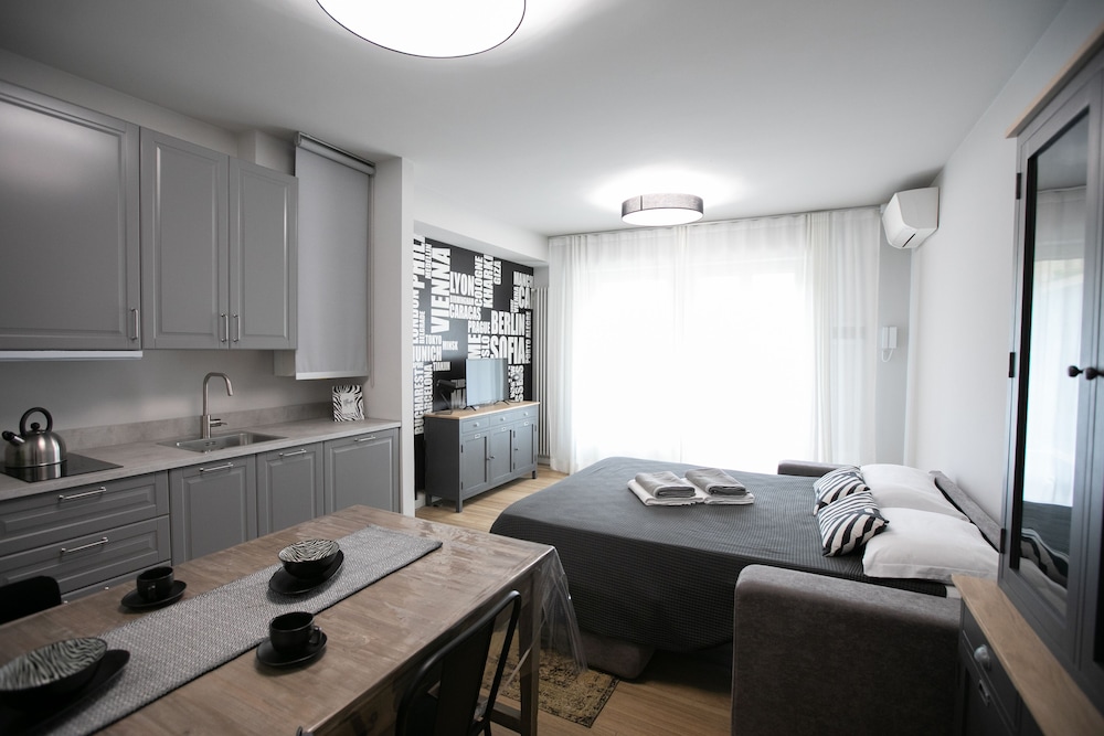 Exclusive Studio, Multiple Beds