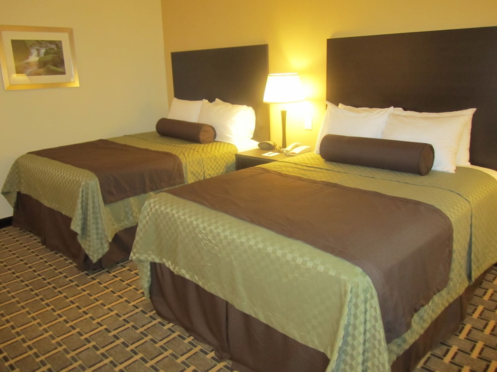 Standard Room, 2 Queen Beds, Accessible, Bathtub - Photo 4