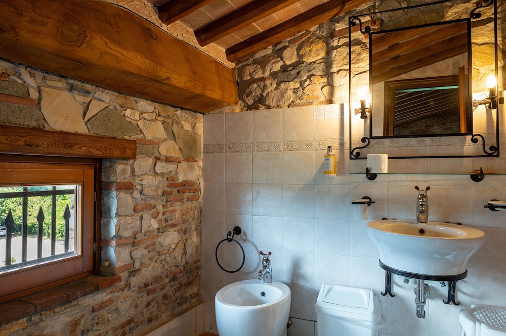 Small Double Room – Attic - Photo 3