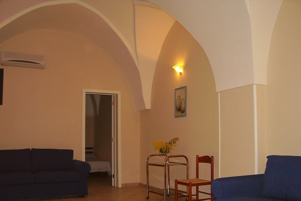 House, Patio photo 1