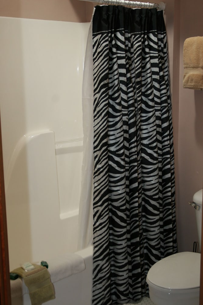 Standard Double Room, Ensuite (Safari) photo 3