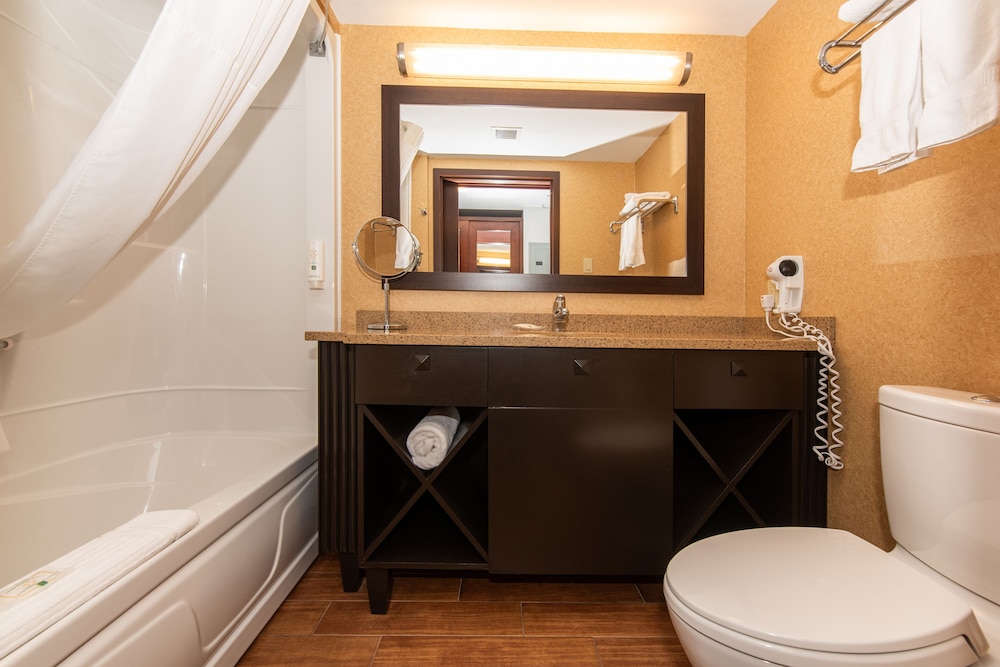 Suite, 2 Queen Beds, Non Smoking - Photo 5