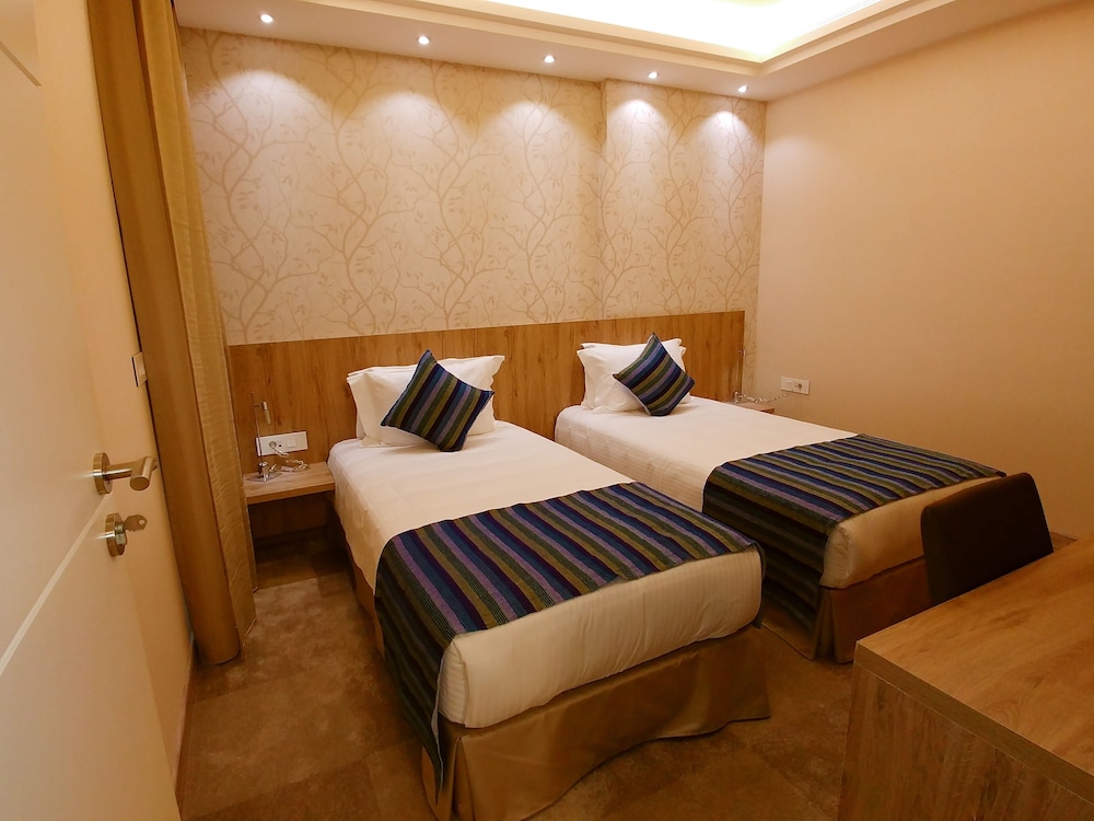 Family Suite, 2 Bedrooms, Accessible, Ocean View photo 3
