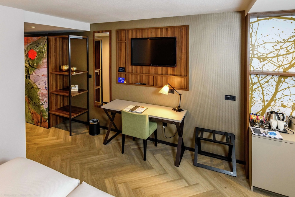 Room, Accessible - Photo 2