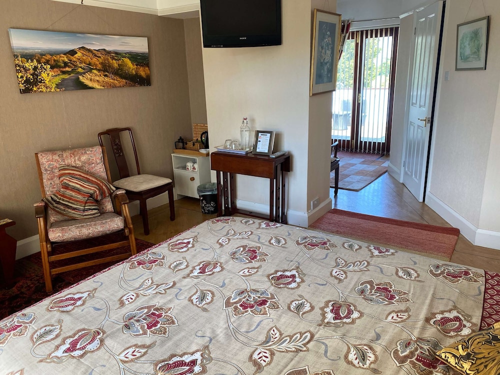 Double Room, Ensuite (Malvern View) photo 3