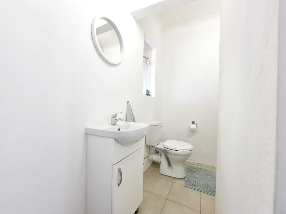 Basic Room photo 3