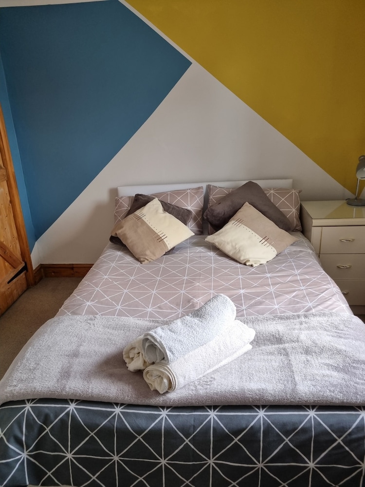Double Room, Lake View, Shared Bathroom