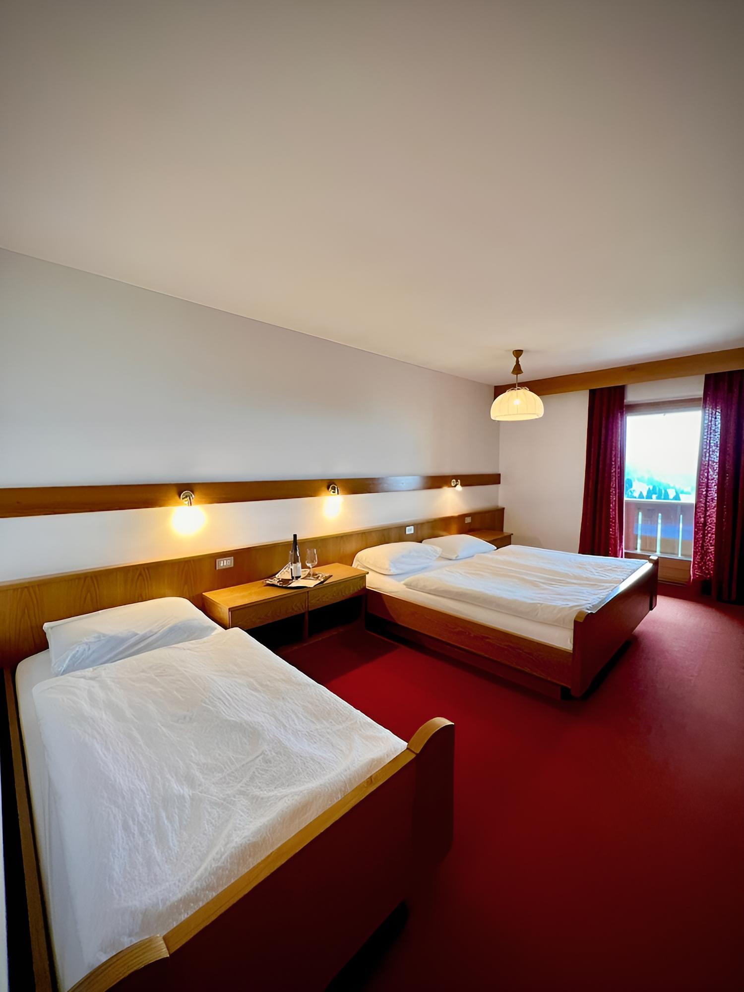 Standard Triple Room, Balcony, Mountain View photo 1