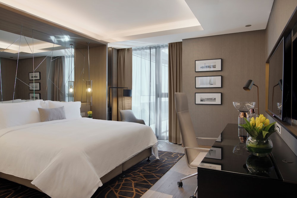 Suite, 1 Bedroom (Spacious)