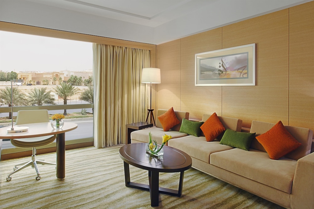 Junior Suite, 1 King Bed - Photo 8