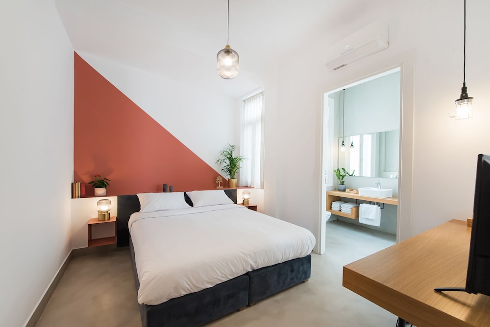 Standard Double or Twin Room photo 1
