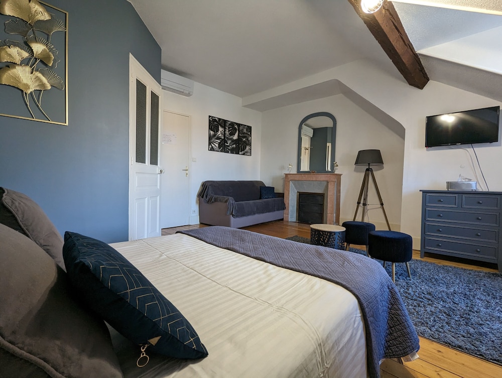 Family Room - Photo 7