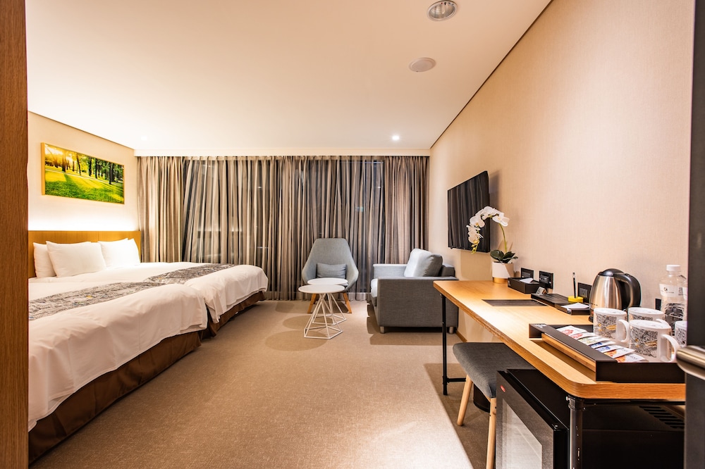 Quadruple Room, 2 Double Beds, Balcony photo 2