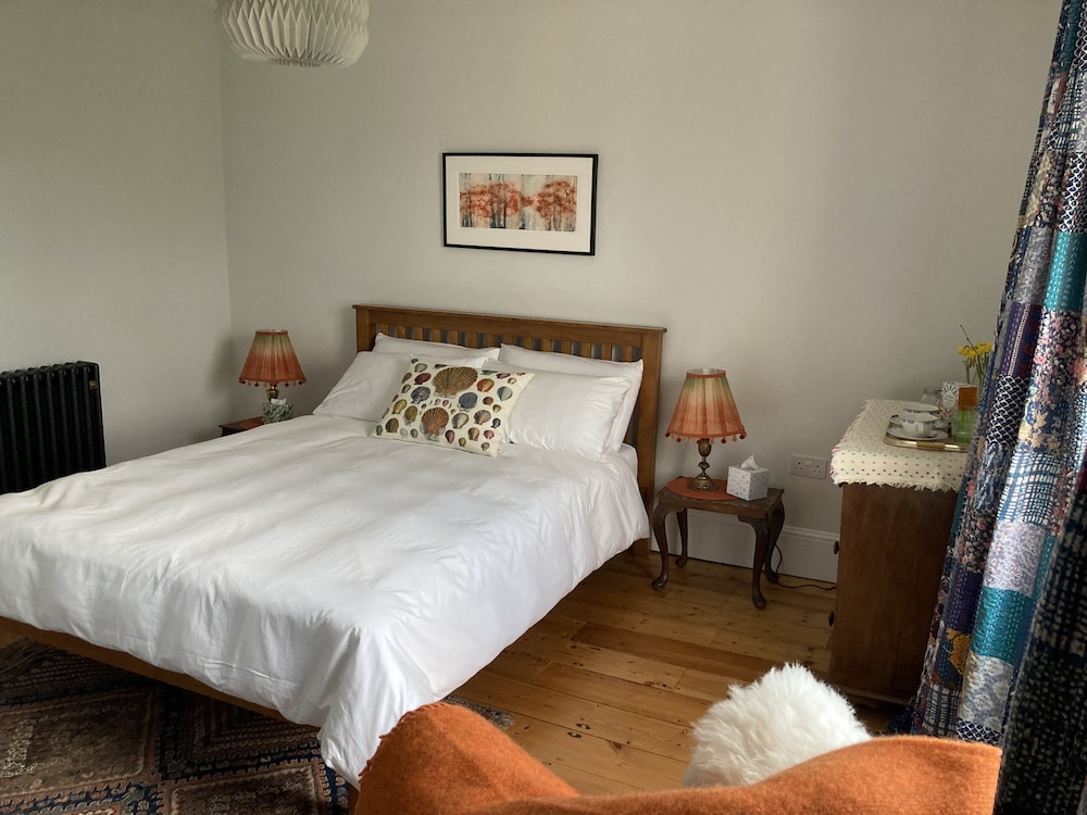 Double Room, Ensuite, Garden View photo 3
