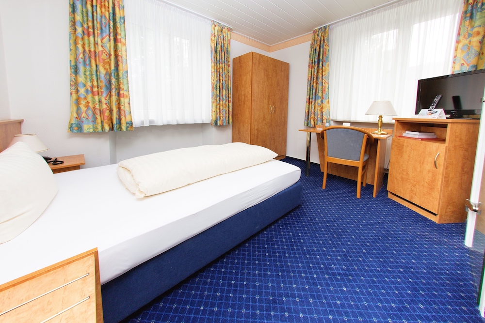 Single Room photo 2