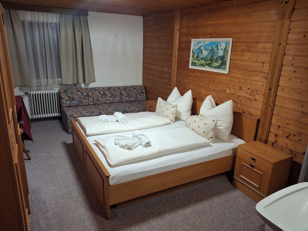 Economy Double Room, Mountain View