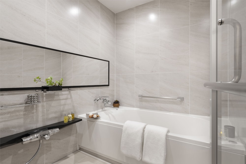 Suite, 2 Bedrooms (Yotei View) - Photo 5