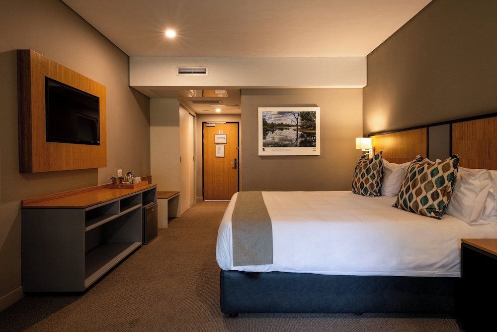 Double or Twin Room, Patio, Garden View