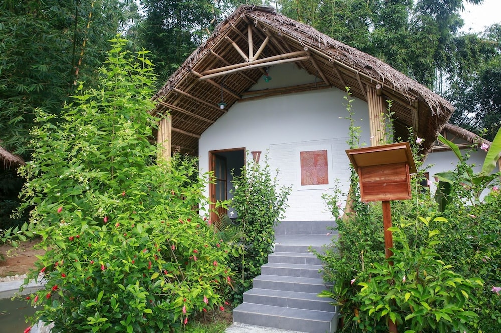 Cottage (Couple) photo 1