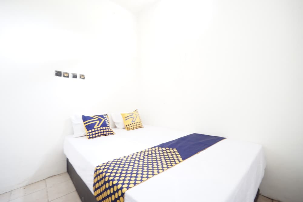 Basic Double Room