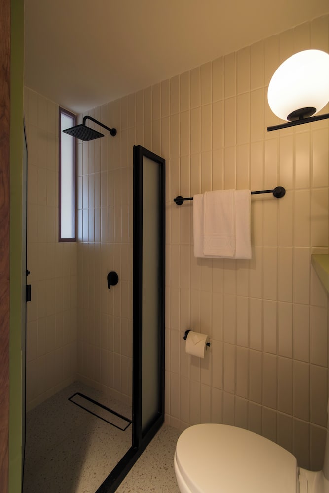 Executive Studio Suite, Garden View photo 2