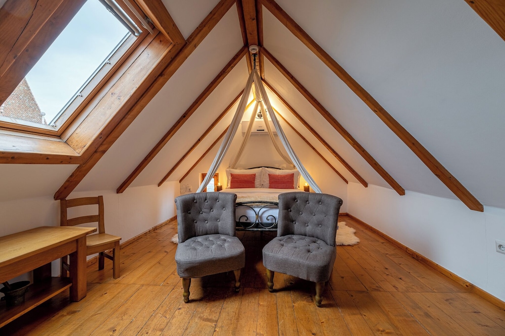 Standard Double Room, City View