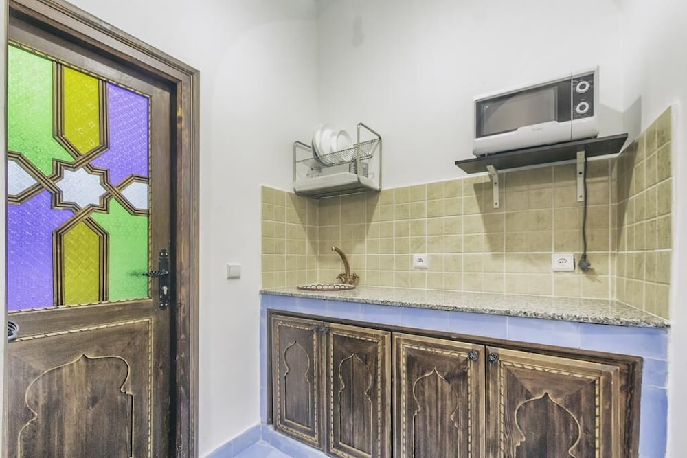 Studio, Kitchenette (3) photo 2