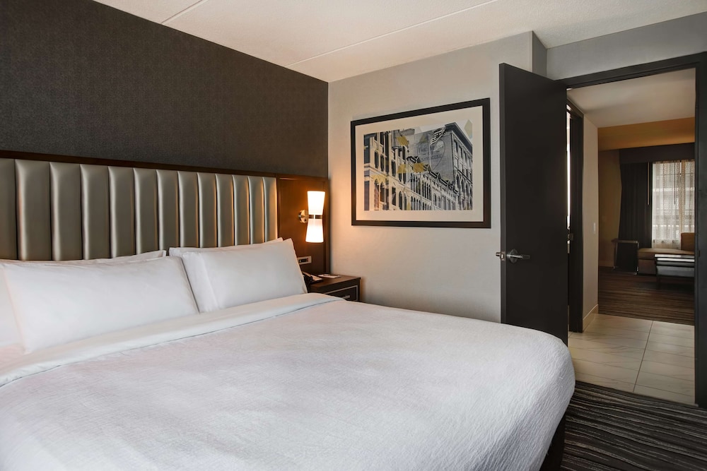 Executive, One King Bed, Non-Smoking