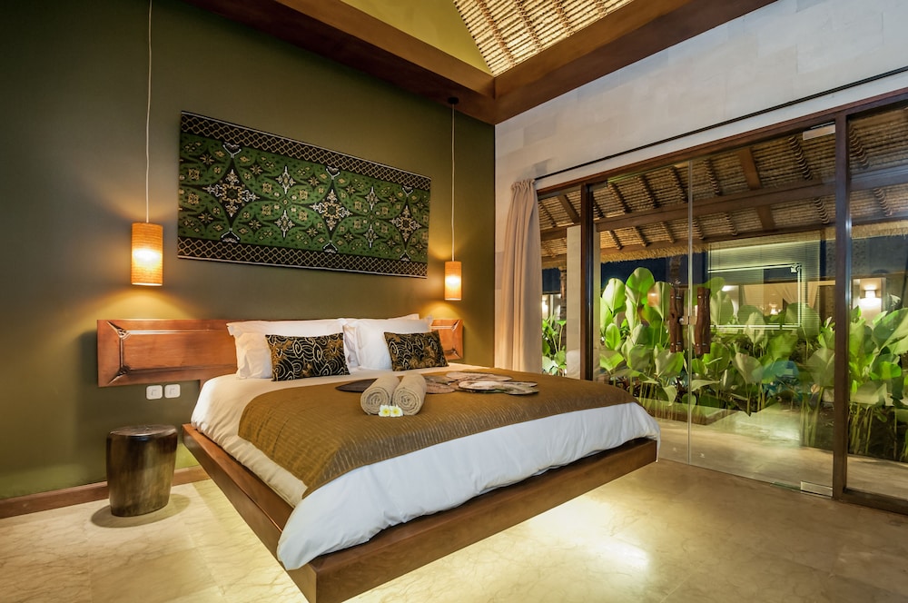 Superior Suite, 1 King Bed, Terrace, Non Smoking